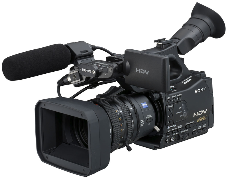 Illustration for article titled Sony's Pro HDV Camcorders Offer Hybrid Tape and Solid-State Recording
